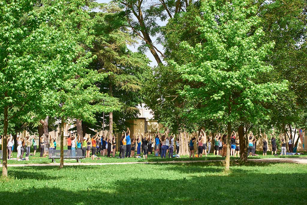 Arcella-Bella-yoga-al-parco