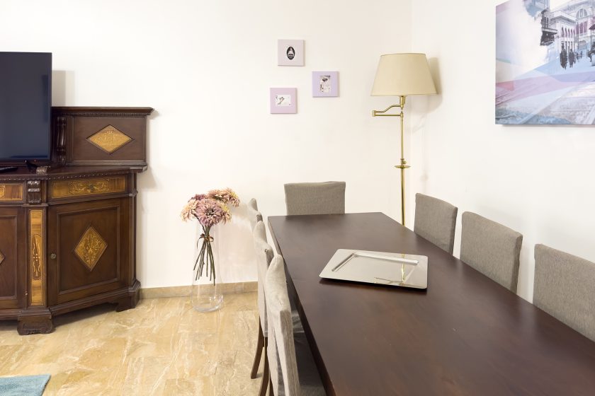 Sitting and dining room