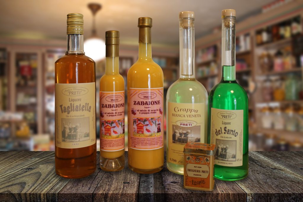 la bottega storica Drogheria Preti - Bottiglie liquori
