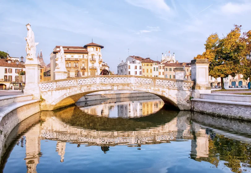 Prato della Valle, autunno, pomeriggio, golden hour