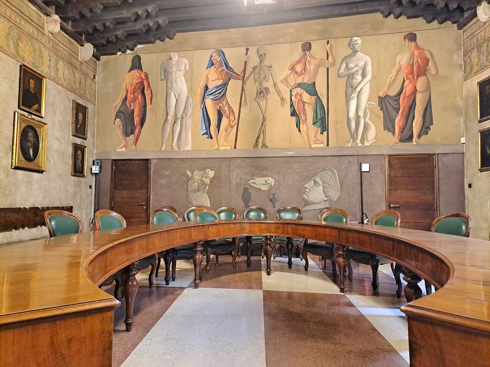 Palazzo-del-Bo-sala-di-medicina