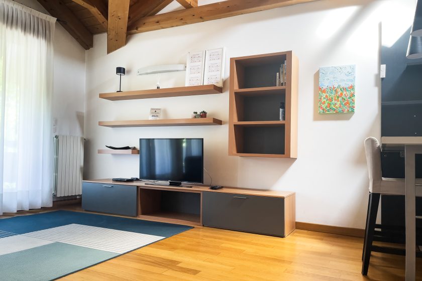 Open space nella casa vacanze Appartamento Primo a Padova, con smart TV e attigua cucina attrezzata a vista