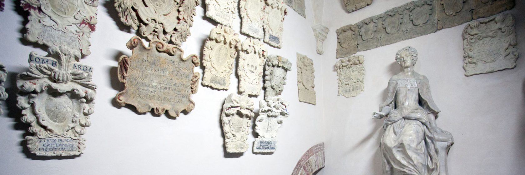 elena-cornaro-piscopia-at-bo